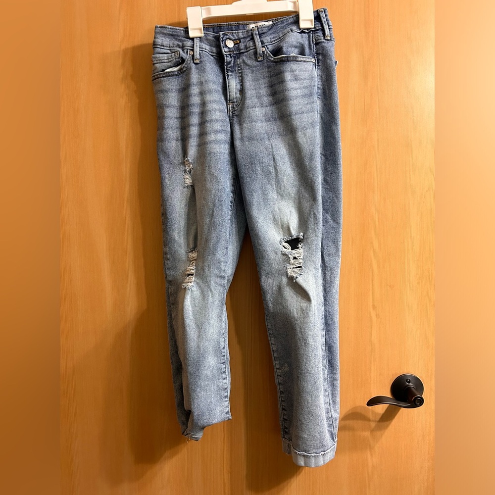 Levi jeans
